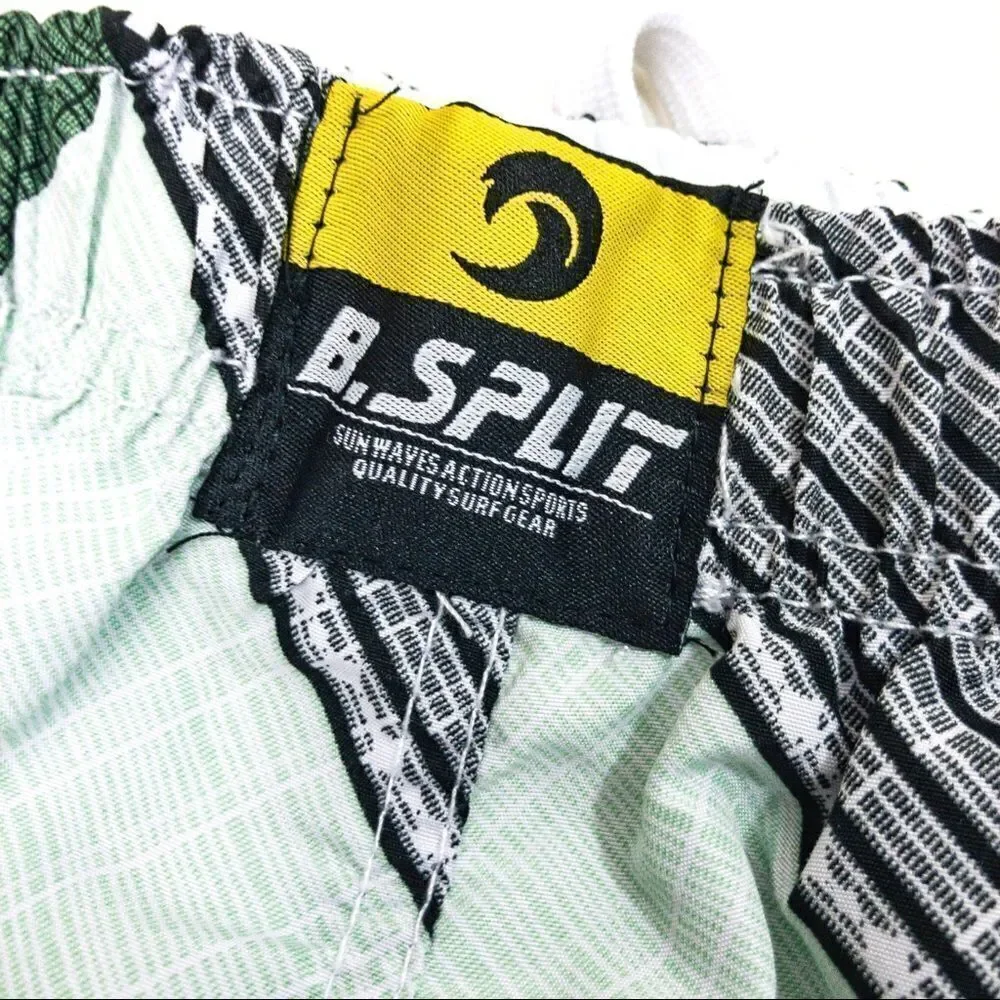 Banana Split Green/Black Plaid Board Shorts Sz XL